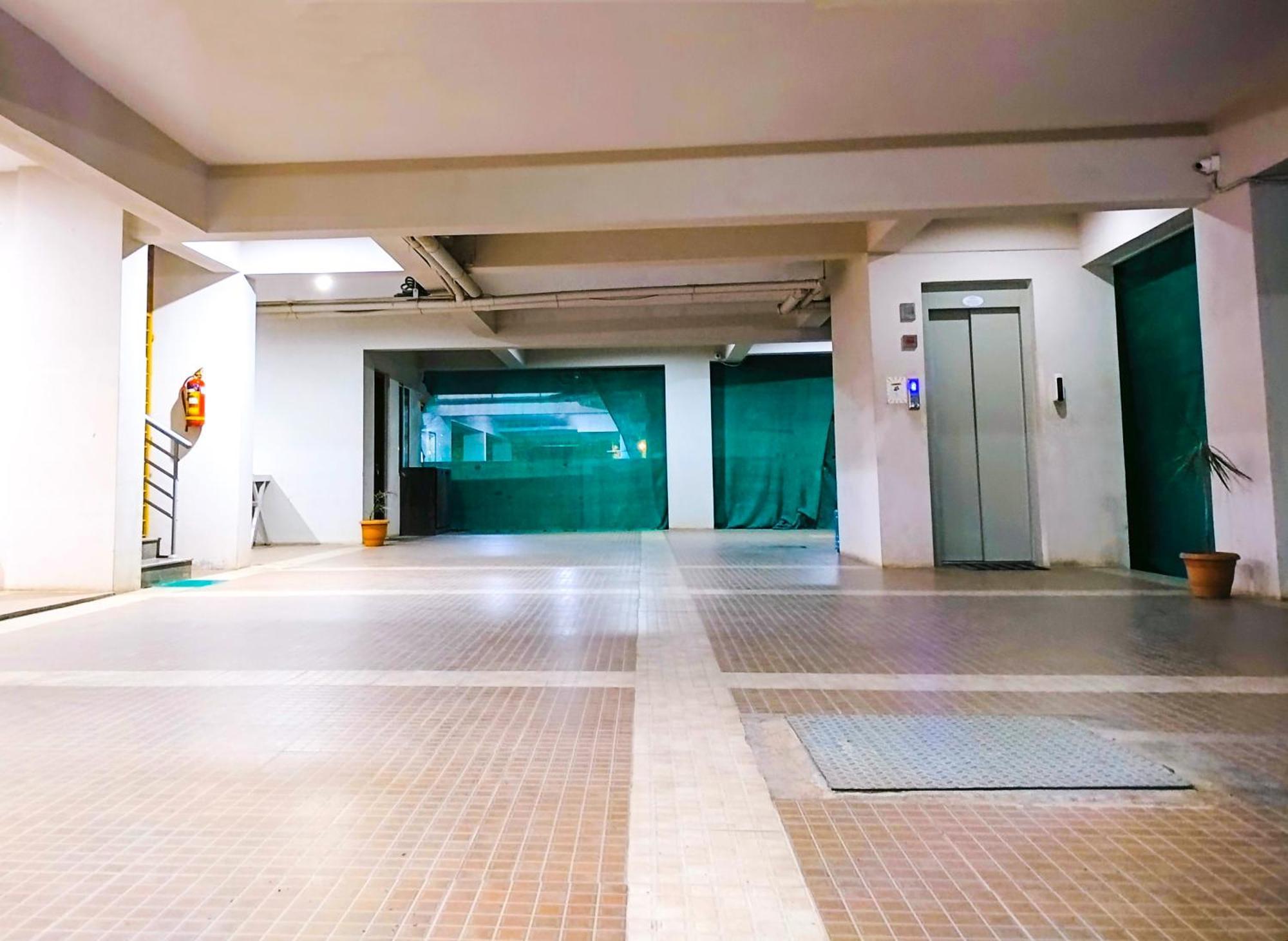 Primera Extended Stay Apartments Bangalore Esterno foto